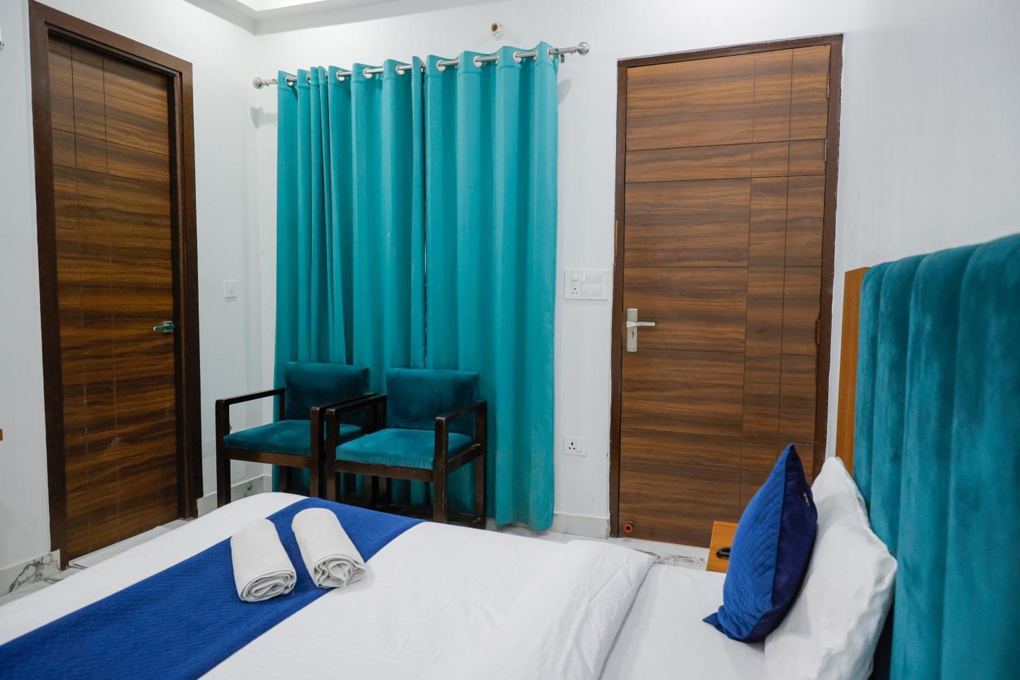 Hotel Parth Inn Rishīkesh 외부 사진