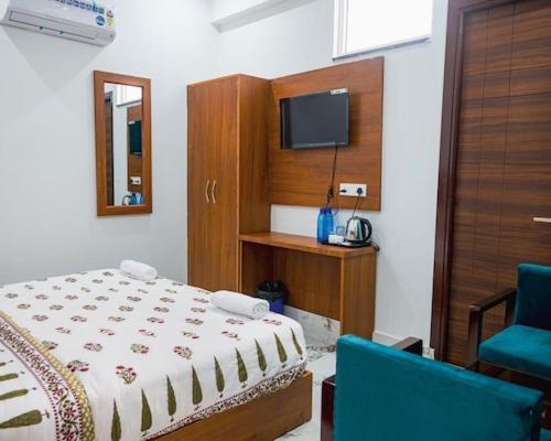 Hotel Parth Inn Rishīkesh 외부 사진